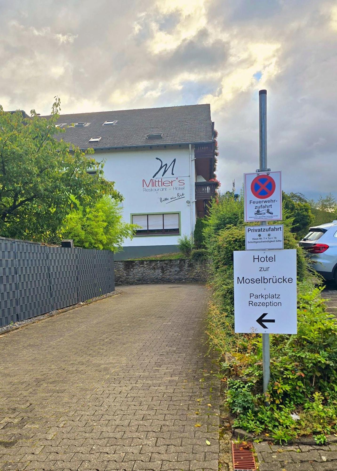 Hotel Zur Moselbruecke Schweich Εξωτερικό φωτογραφία